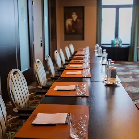 반 데르 발크 레이던