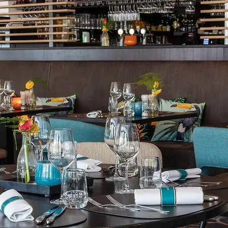 Der Valk Hotel 4*