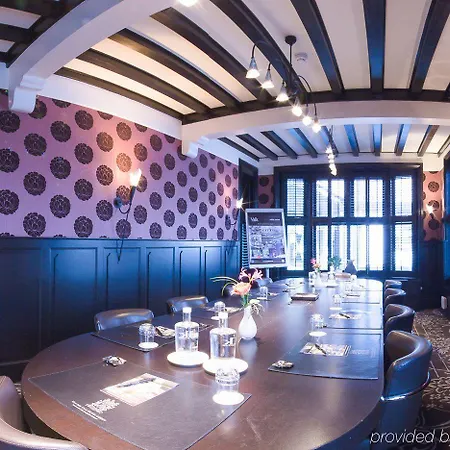 반 데르 발크 레이던 4*