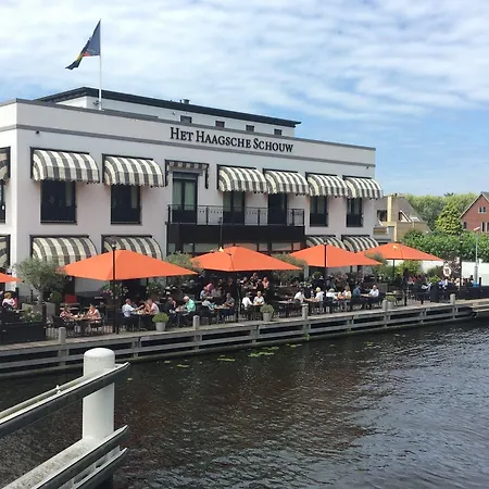 반 데르 발크 레이던 4*