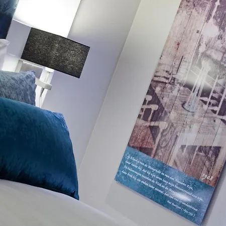 Hotel Der Valk 4*