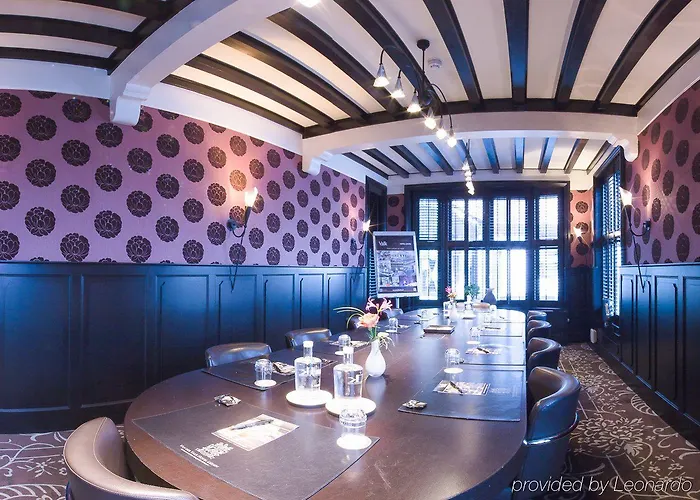 ファン デル ファルク 4*